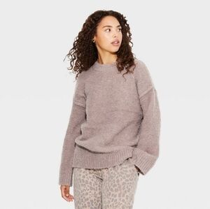 Women's Crewneck Oversized Boucle Pullover Holiday Sweater Wild Fable Taupe XXS